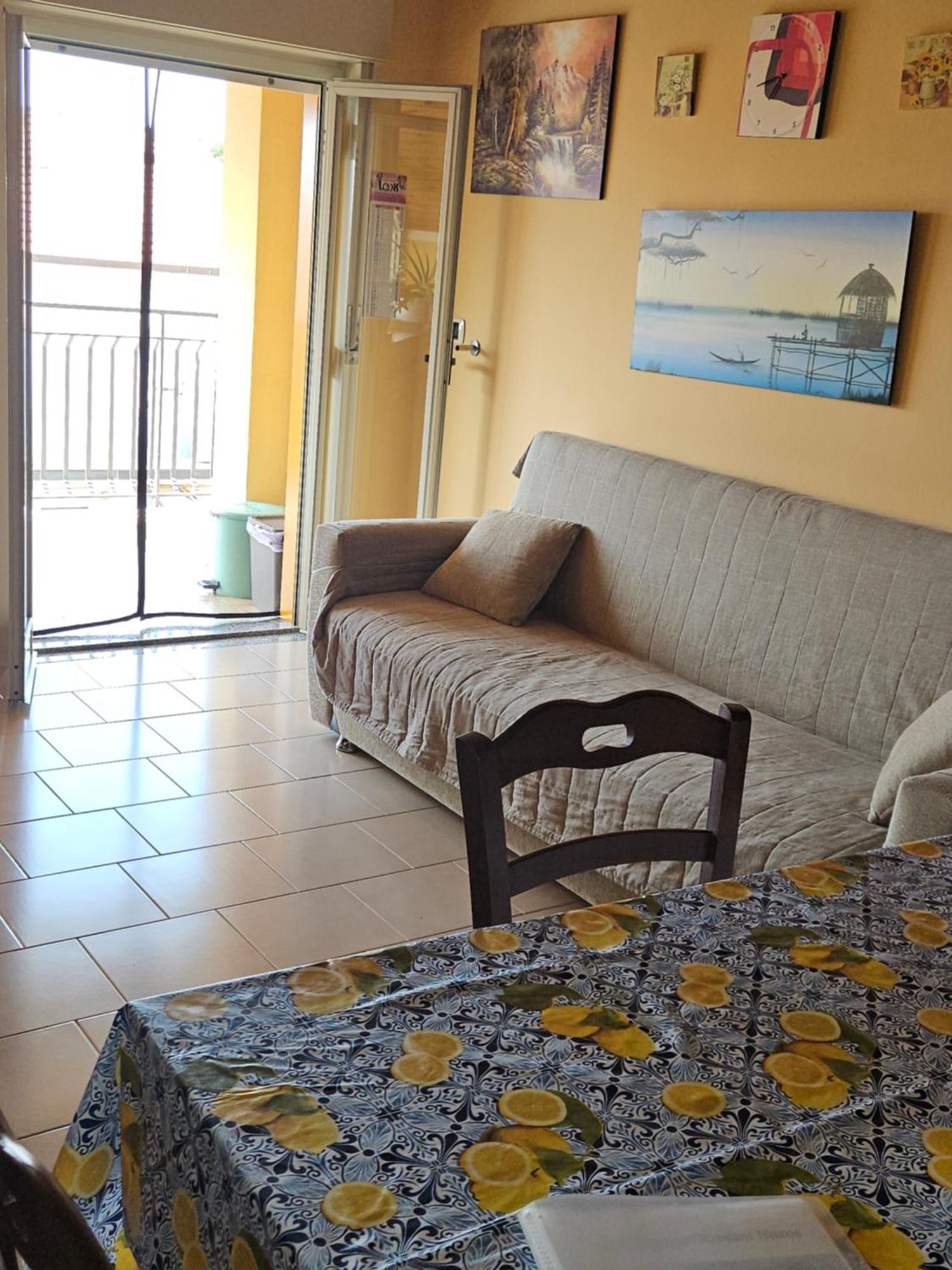 Tiziana Apartment Giardini Naxos Luaran gambar